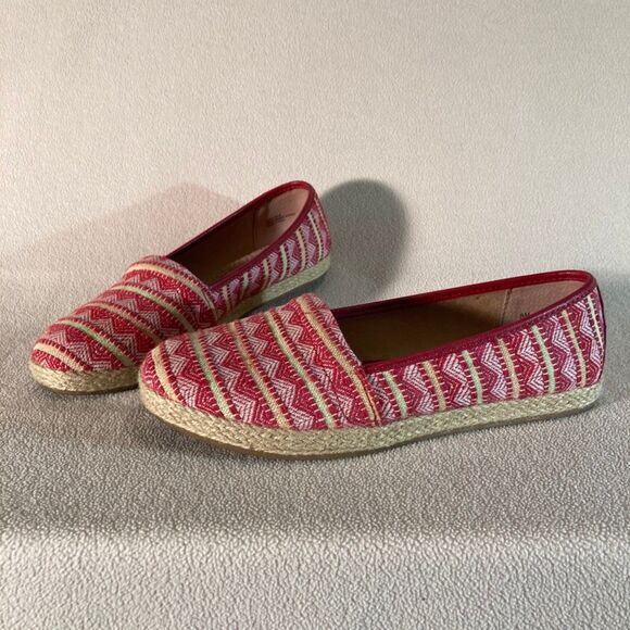 BOC Born Concept Sz 8M Red Franki Geometric Stripe Design Espadrille Flats - Picture 1 of 9